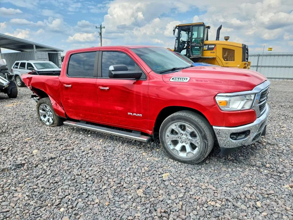 1C6SRFFT2KN624706 — 2019 RAM 1500 photo 4