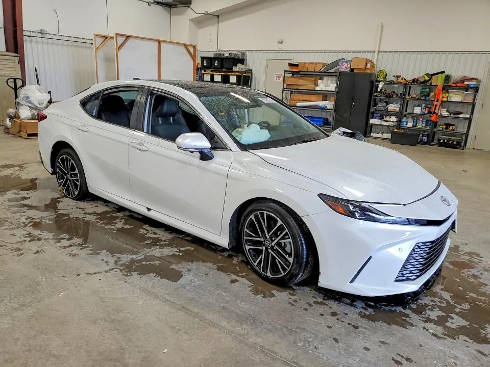 4T1DAACKXSU618757 — 2025 TOYOTA CAMRY photo 4
