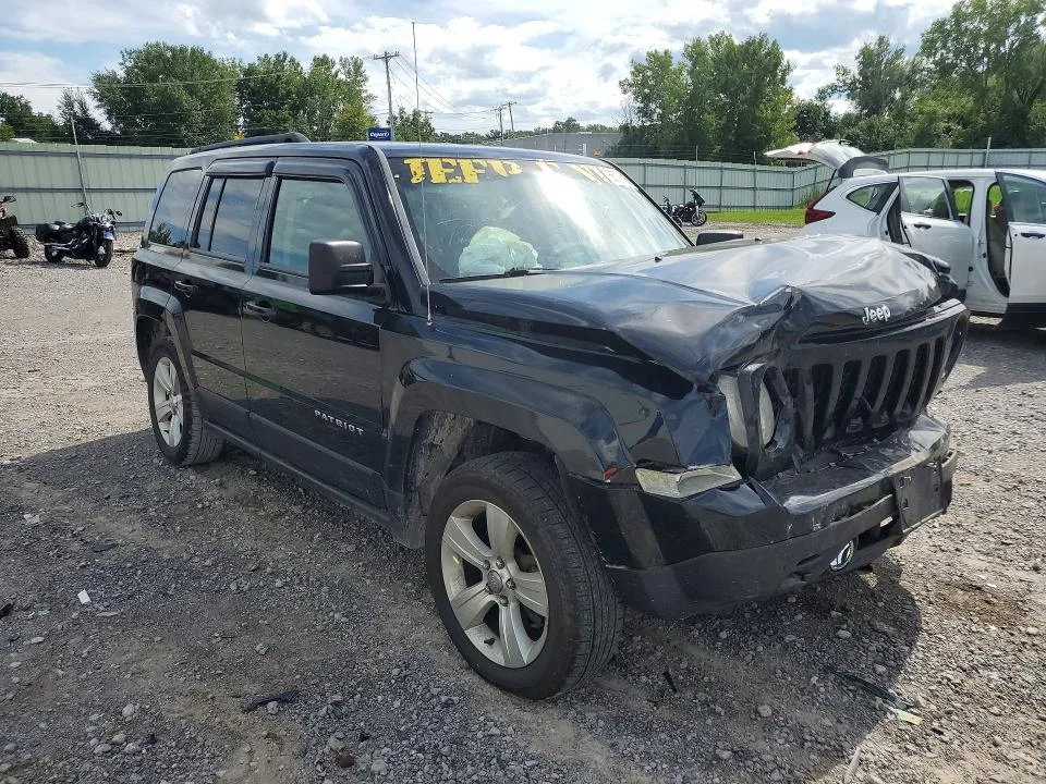 1C4NJRFB7ED766095 — 2014 JEEP PATRIOT photo 4