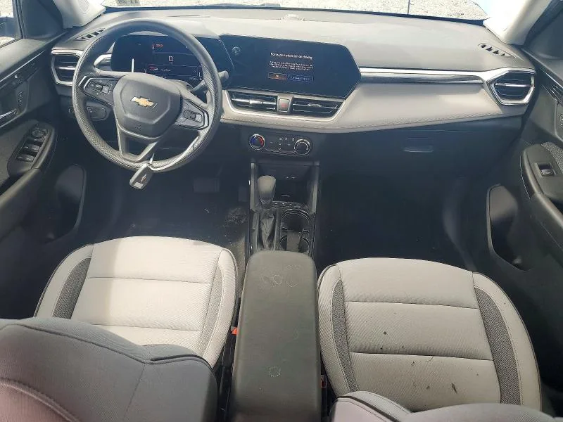 KL79MNSLXRB055571 — 2024 CHEVROLET TRAILBLAZER photo 8