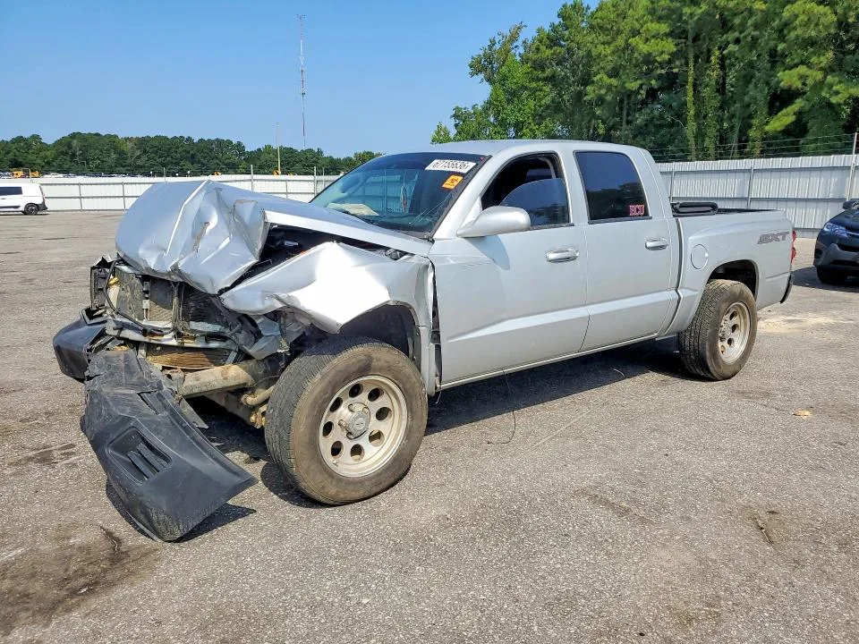 1D7HE38K58S542390 — 2008 DODGE DAKOTA