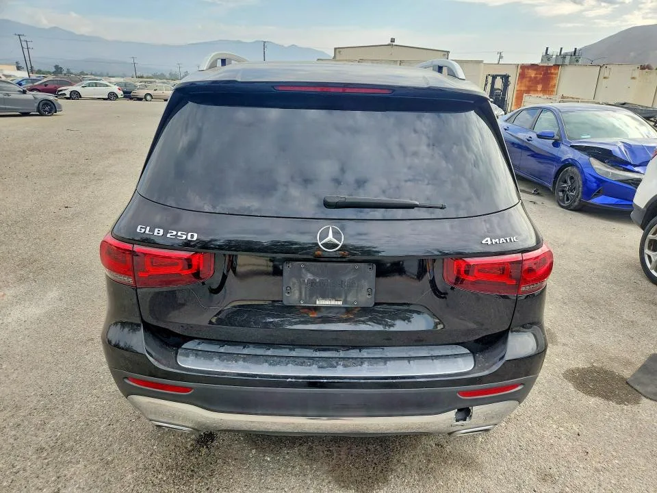 W1N4M4HB7MW105438 — 2021 MERCEDES-BENZ GLB photo 6