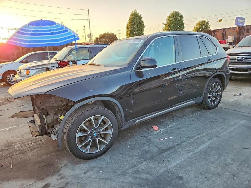 5UXKR2C37H0W43276 — 2017 BMW X5