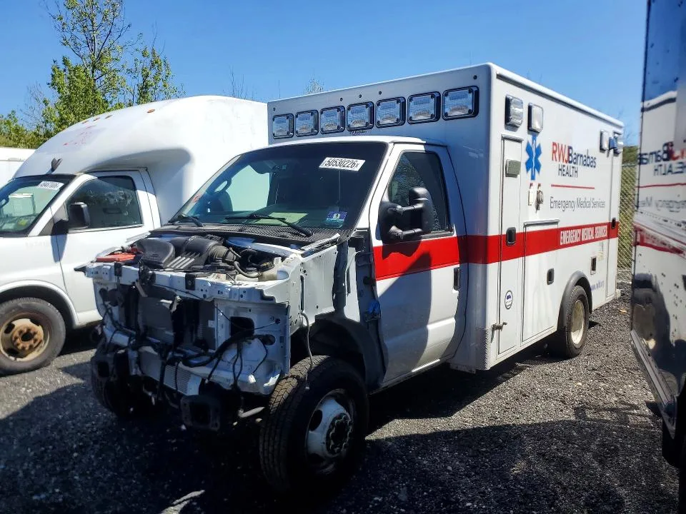 1FDWE3FSXKDC73136 — 2019 FORD E-350