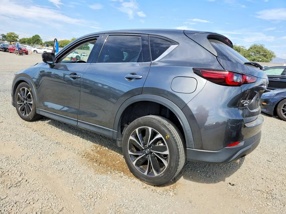 JM3KFBDM6N0639031 — 2022 MAZDA CX-5 photo 2