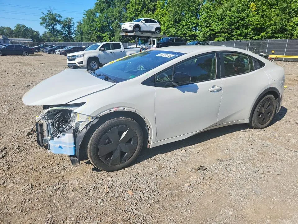 JTDACAAU2P3004272 — 2023 TOYOTA PRIUS photo 1