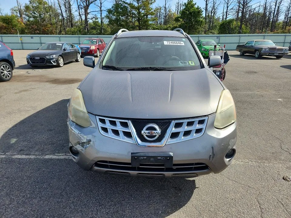 JN8AS5MV8BW690070 — 2011 NISSAN ROGUE photo 5