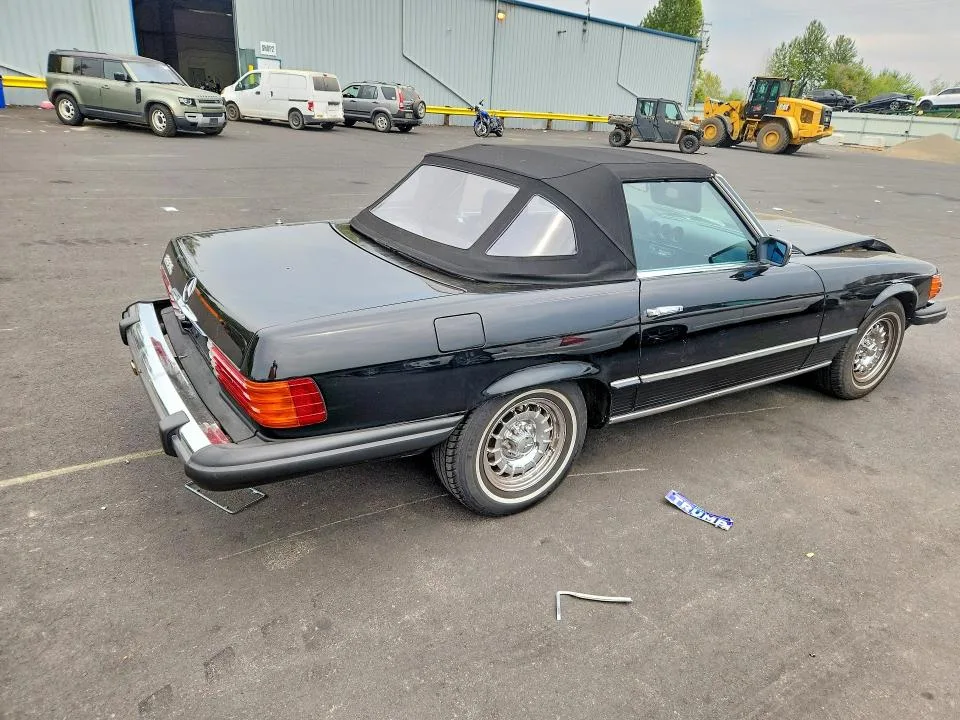 WDBBA45A2BB003227 — 1981 MERCEDES-BENZ 380 photo 3