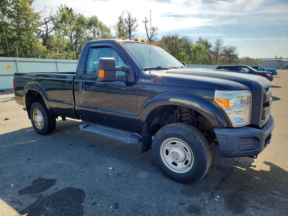 1FTBF3B65FEC39775 — 2015 FORD F350 photo 4