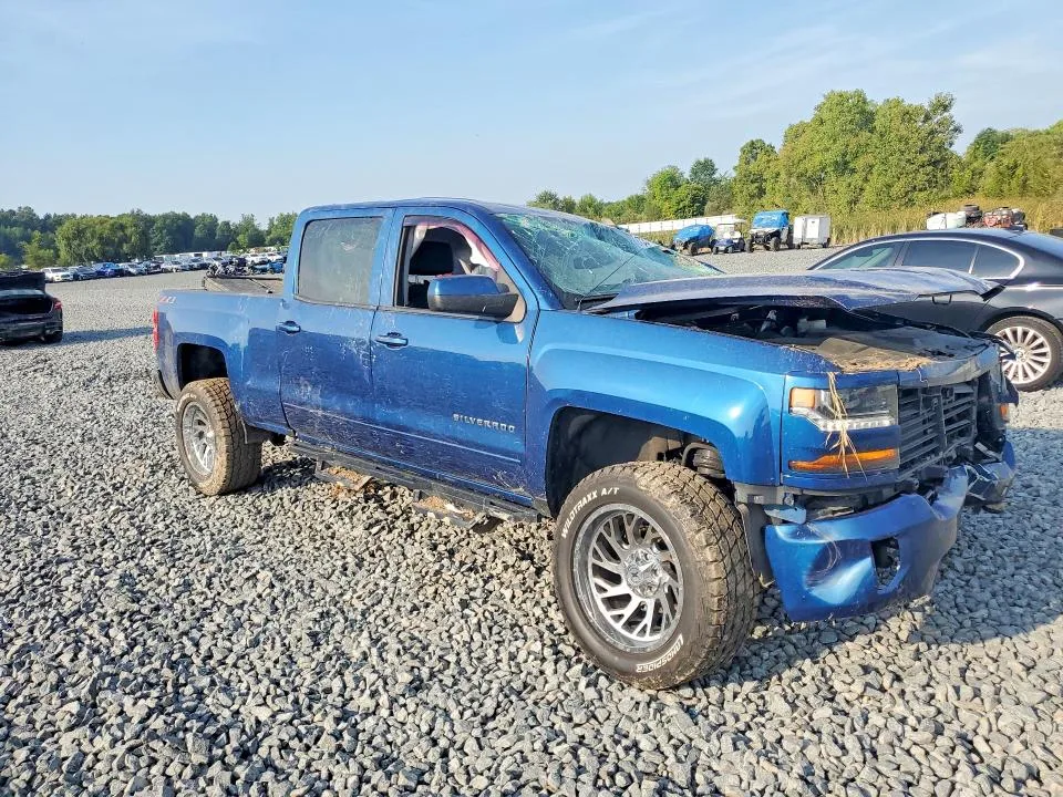 3GCUKREC3JG127311 — 2018 CHEVROLET SILVERADO photo 4