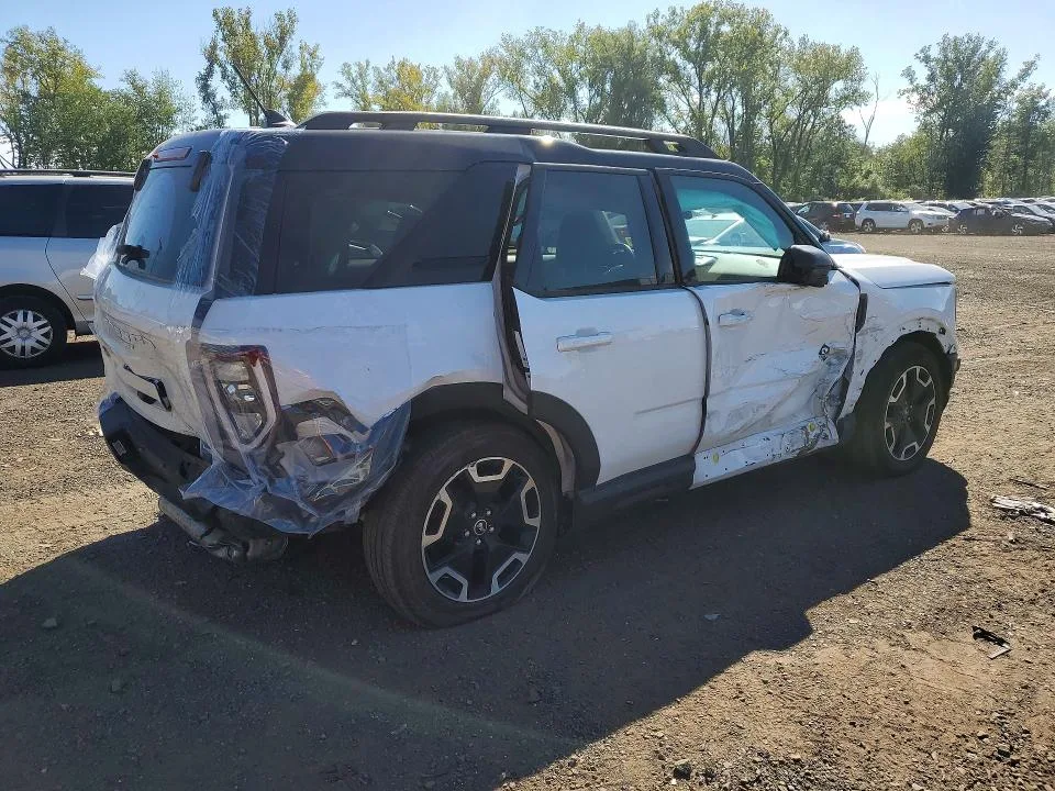 3FMCR9C61PRD84657 — 2023 FORD BRONCO SPORT photo 3