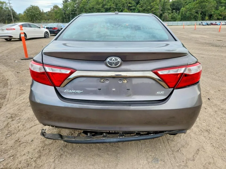 4T1BF1FK8GU177433 — 2016 TOYOTA CAMRY photo 6