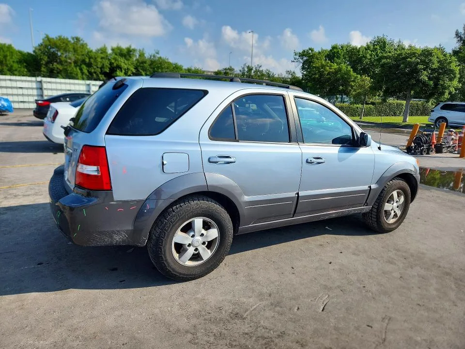 KNDJC736685845339 — 2008 KIA SORENTO photo 3