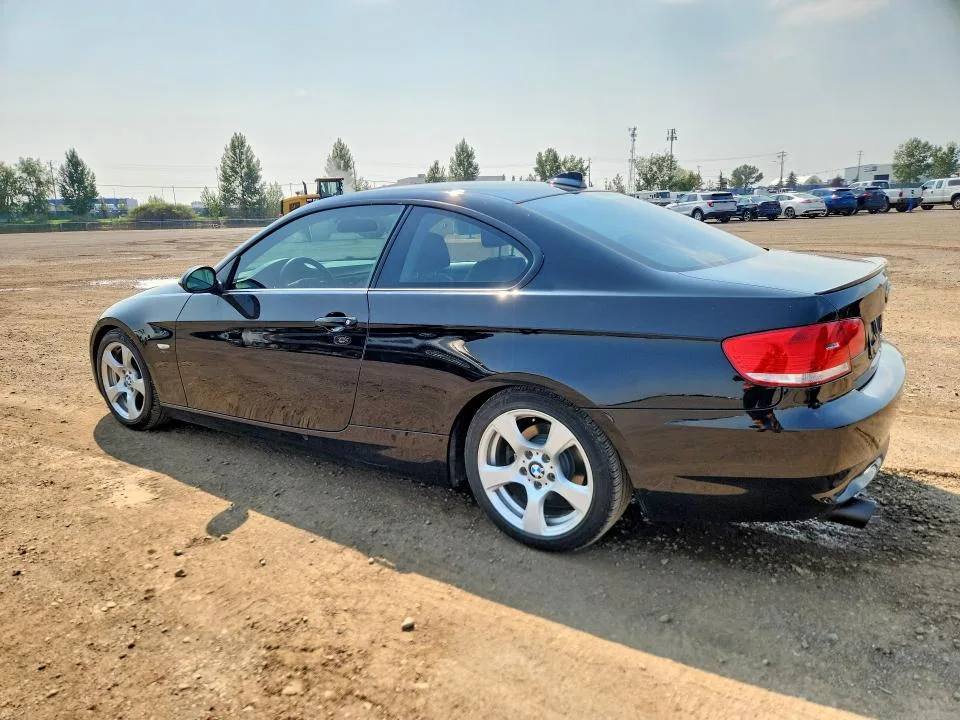 WBAWC33589PU84866 — 2009 BMW 328 photo 2