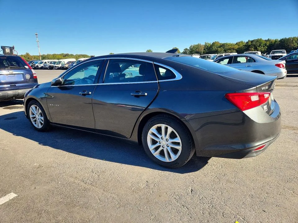 1G1ZE5ST1HF160354 — 2017 CHEVROLET MALIBU photo 2
