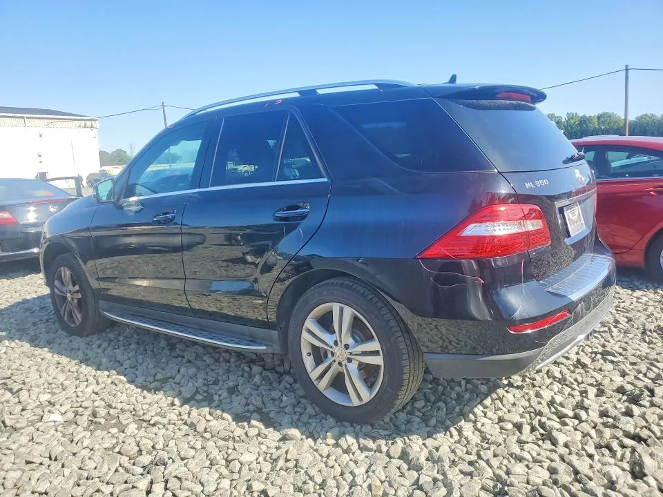 4JGDA5HB9FA559675 — 2015 MERCEDES-BENZ ML photo 2