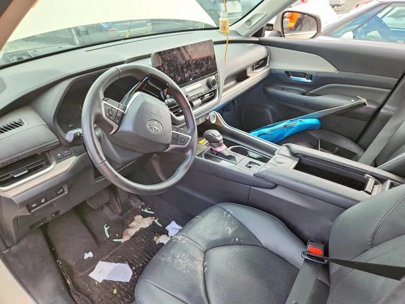 5TDAAAB56RS018383 — 2024 TOYOTA GRAND HIGHLANDER photo 8