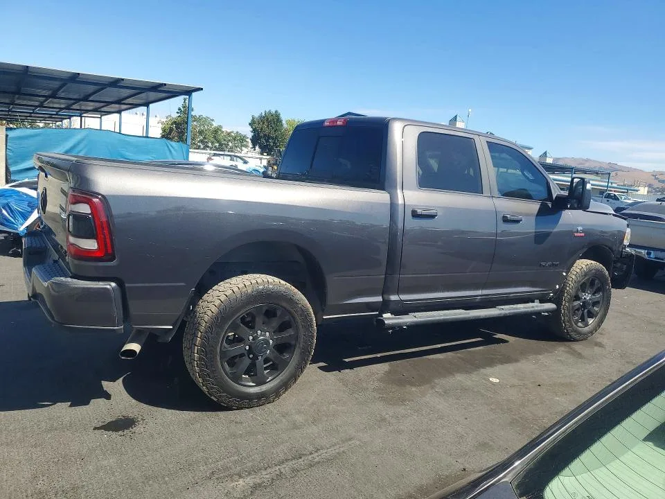 3C6UR5FJXPG518912 — 2023 RAM 2500 photo 3