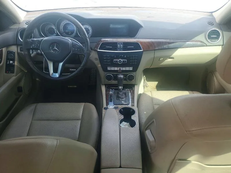 WDDGF4HB3EG257149 — 2014 MERCEDES-BENZ C photo 8