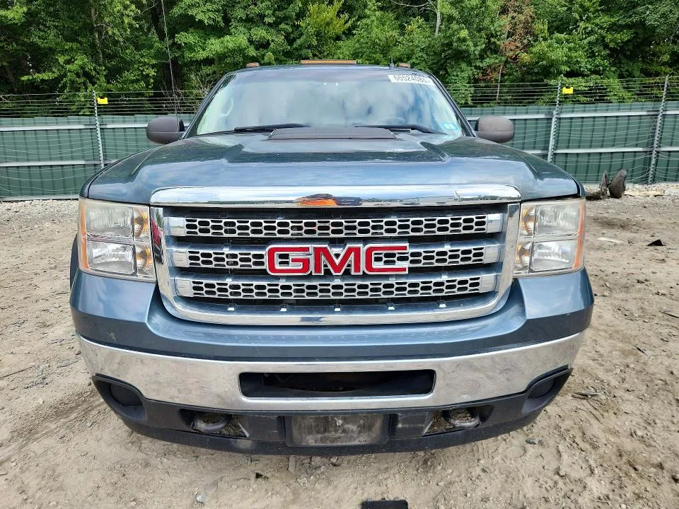 1GT120CG4CF221755 — 2012 GMC SIERRA photo 5