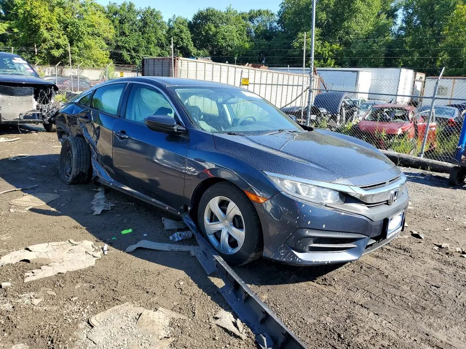 19XFC2F58HE201986 — 2017 HONDA CIVIC photo 4