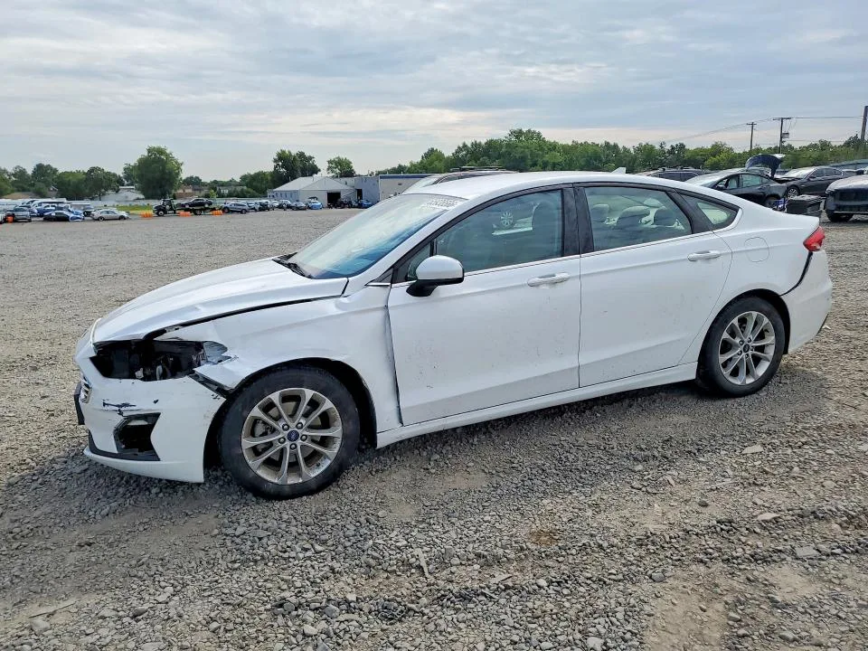 3FA6P0HD5KR145802 — 2019 FORD FUSION photo 1