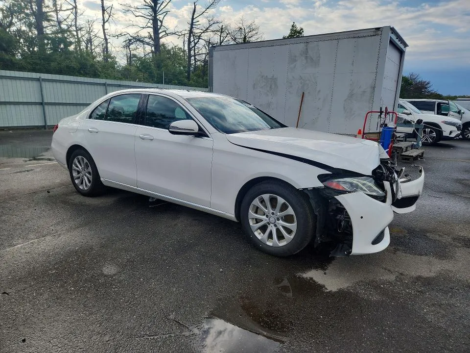 WDDZF4KB3HA145699 — 2017 MERCEDES-BENZ E photo 4