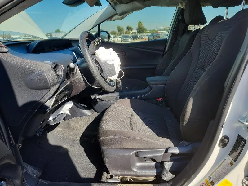 JTDKARFU0K3077134 — 2019 TOYOTA PRIUS photo 7