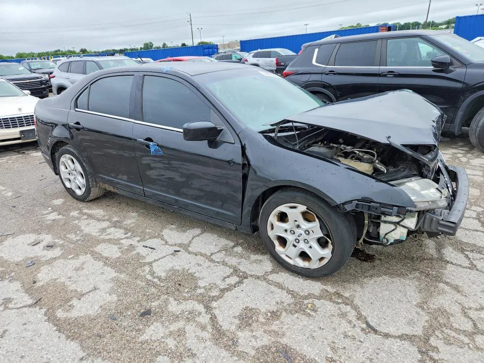 3FAHP0HA7BR241462 — 2011 FORD FUSION photo 4