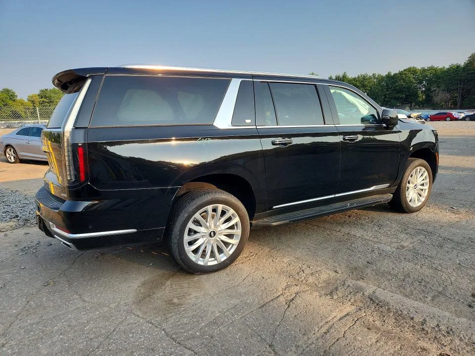 1GYS9JKL5TR214875 — 2026 CADILLAC ESCALADE photo 3