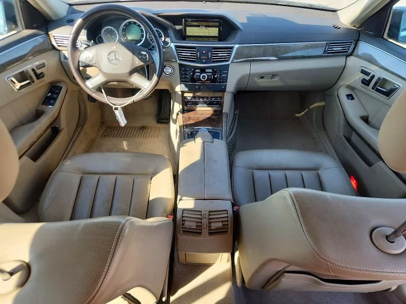 WDDHF5GB2AA084071 — 2010 MERCEDES-BENZ E photo 8