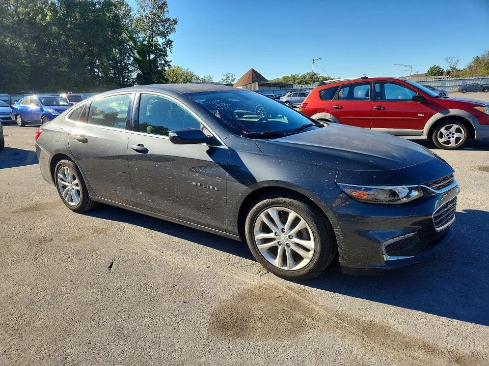 1G1ZE5ST1HF160354 — 2017 CHEVROLET MALIBU photo 4