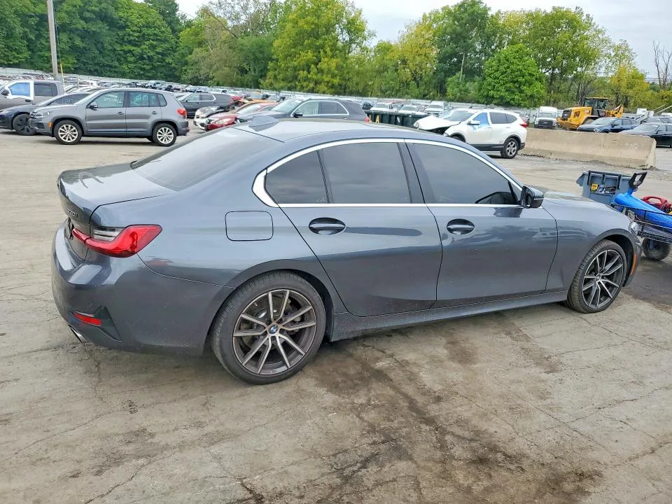 WBA5R7C05LFH47692 — 2020 BMW 330XI photo 3