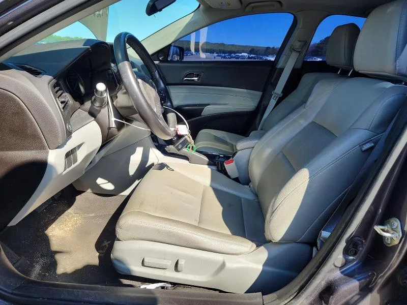 19UDE2F40JA003910 — 2018 ACURA ILX photo 7