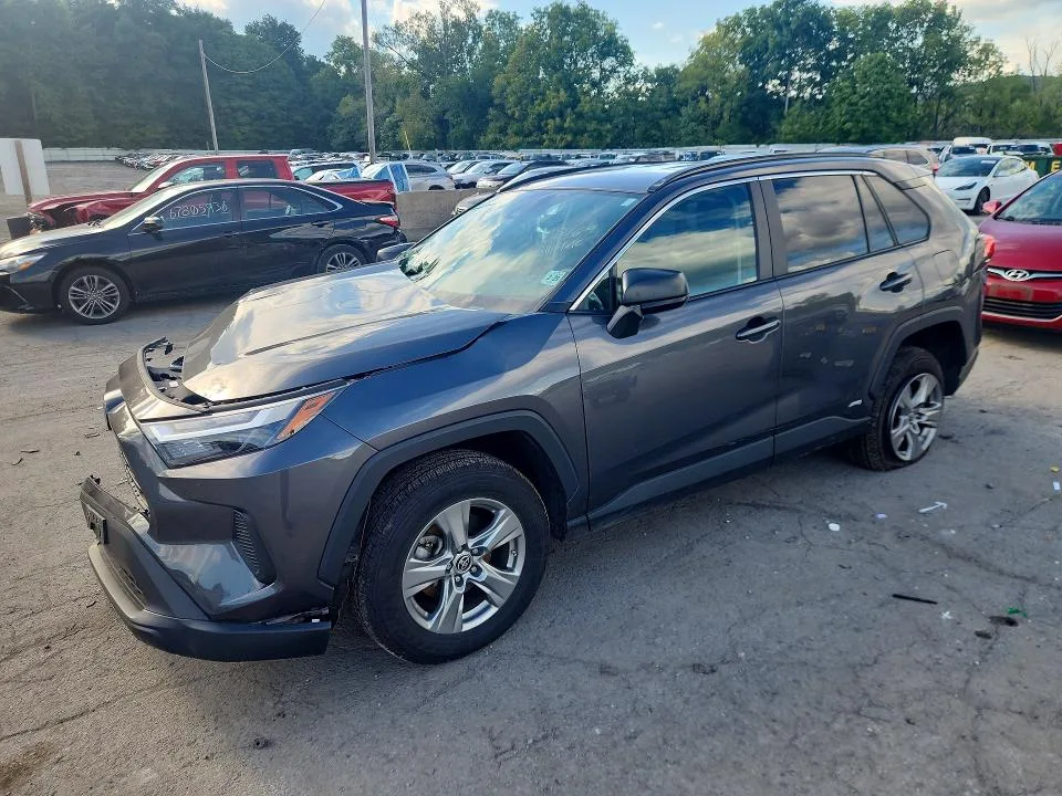 2T3LWRFV2RW204018 — 2024 TOYOTA RAV4