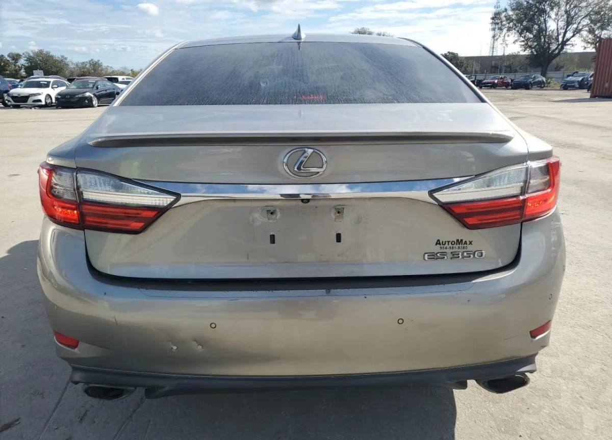 58ABK1GG7HU065108 — 2017 LEXUS ES photo 5