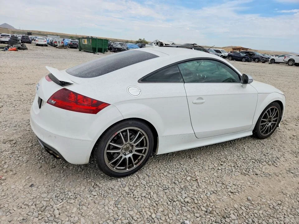 TRUUF38J991019089 — 2009 AUDI TTS photo 3