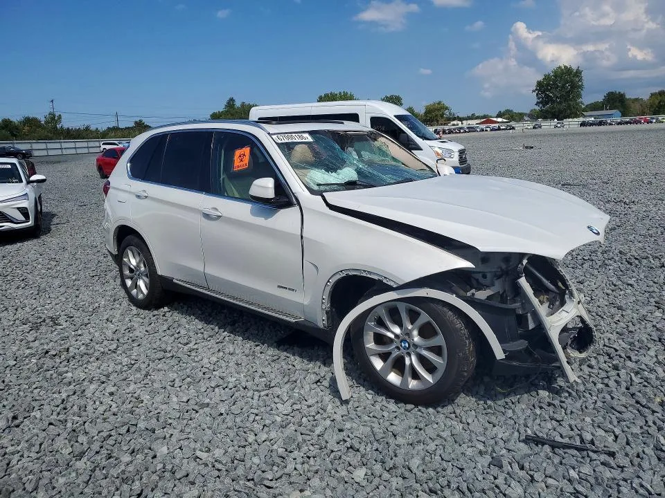 5UXKR0C53F0K70725 — 2015 BMW X5 photo 4