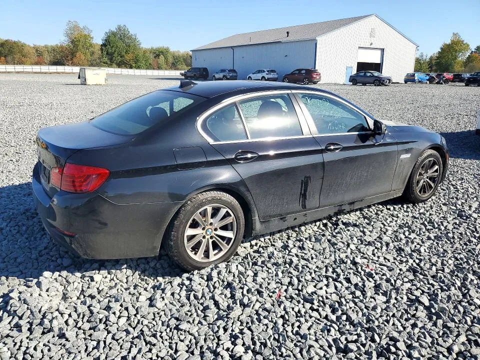 WBA5A7C51ED614863 — 2014 BMW 528 photo 3
