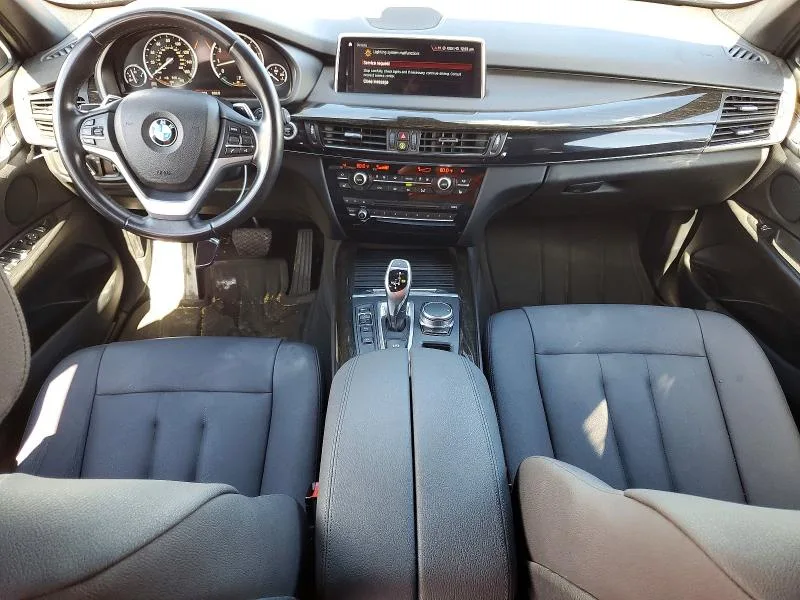 5UXKR0C50JL071736 — 2018 BMW X5 photo 8