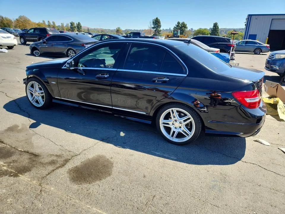 WDDGF4HB0CR217922 — 2012 MERCEDES-BENZ C photo 2
