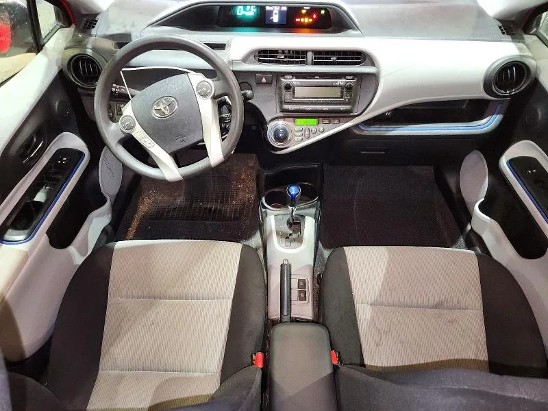 JTDKDTB32C1501055 — 2012 TOYOTA PRIUS C photo 8