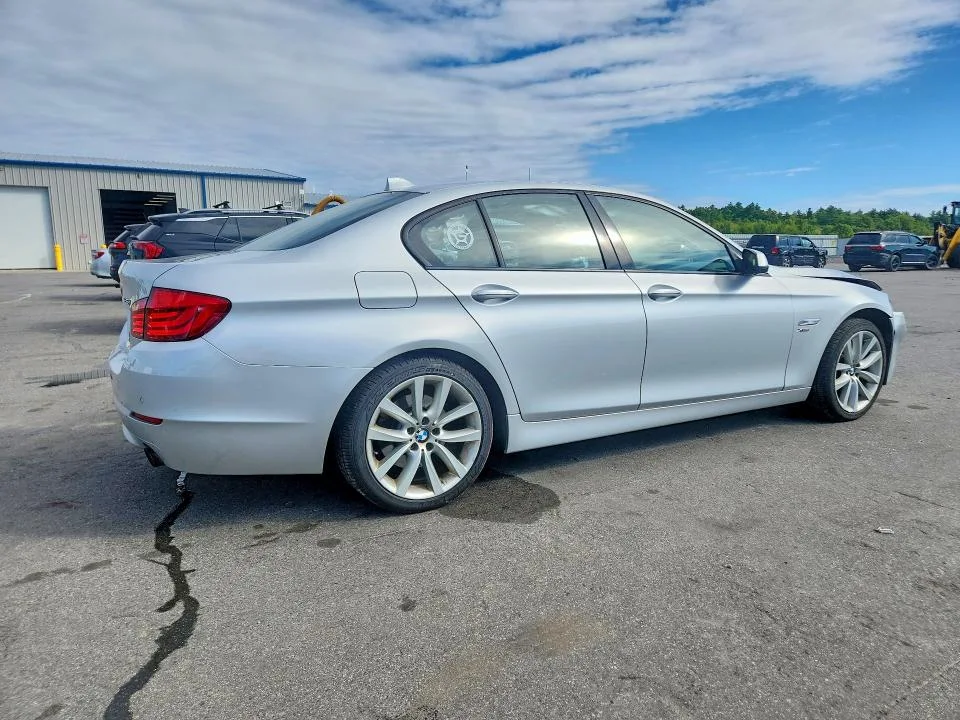 WBAFU7C55CDU57847 — 2012 BMW 535 photo 3