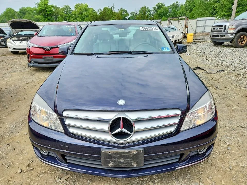 WDDGF8BB4AF403770 — 2010 MERCEDES-BENZ C photo 5