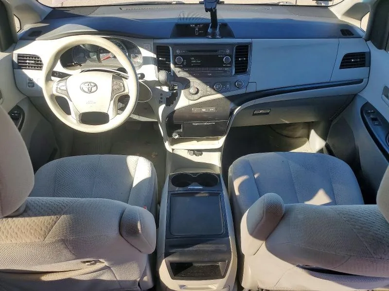5TDJK3DC4CS036389 — 2012 TOYOTA SIENNA photo 8