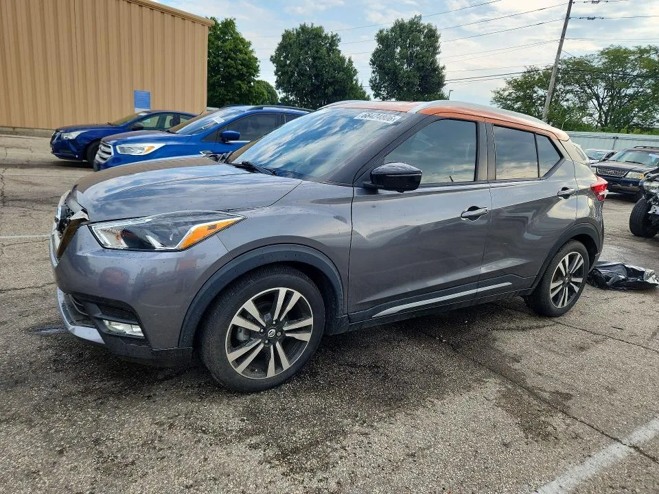3N1CP5DV9LL484725 — 2020 NISSAN KICKS