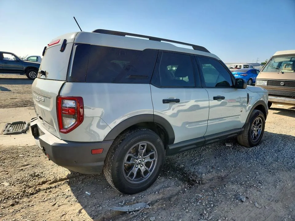 3FMCR9B6XNRD30157 — 2022 FORD BRONCO SPORT photo 3