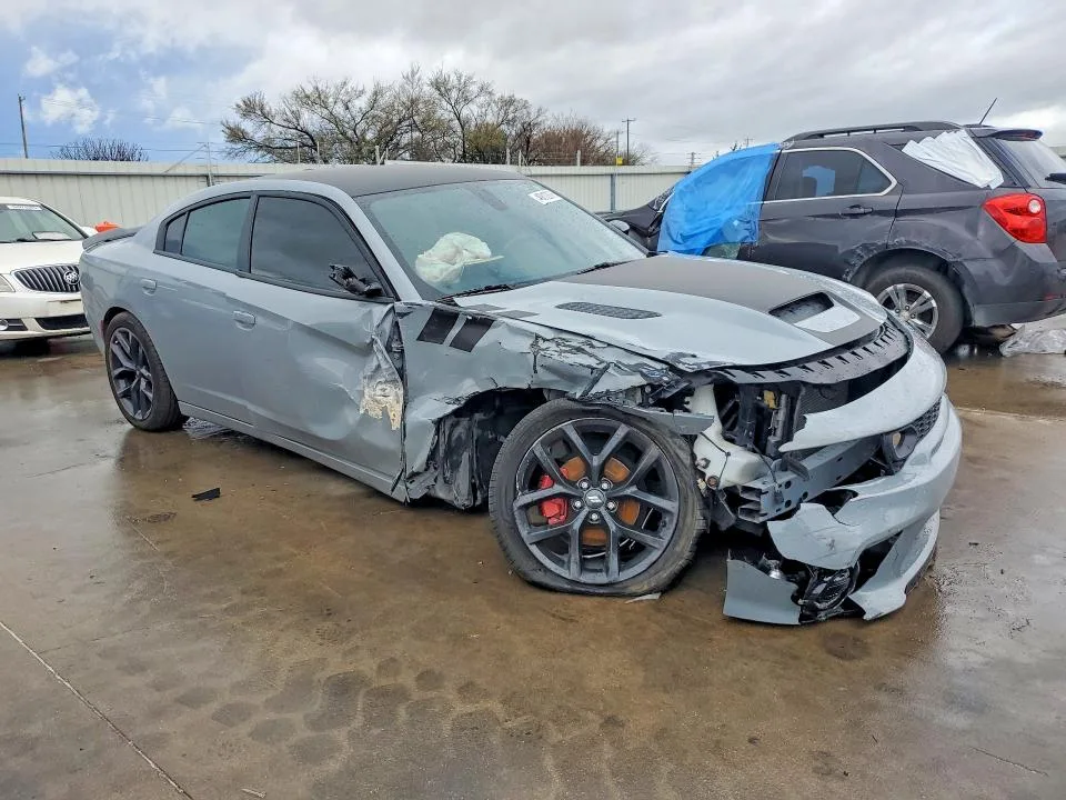 WBA4J3C55JBL04063 — 2021 DODGE CHARGER photo 4
