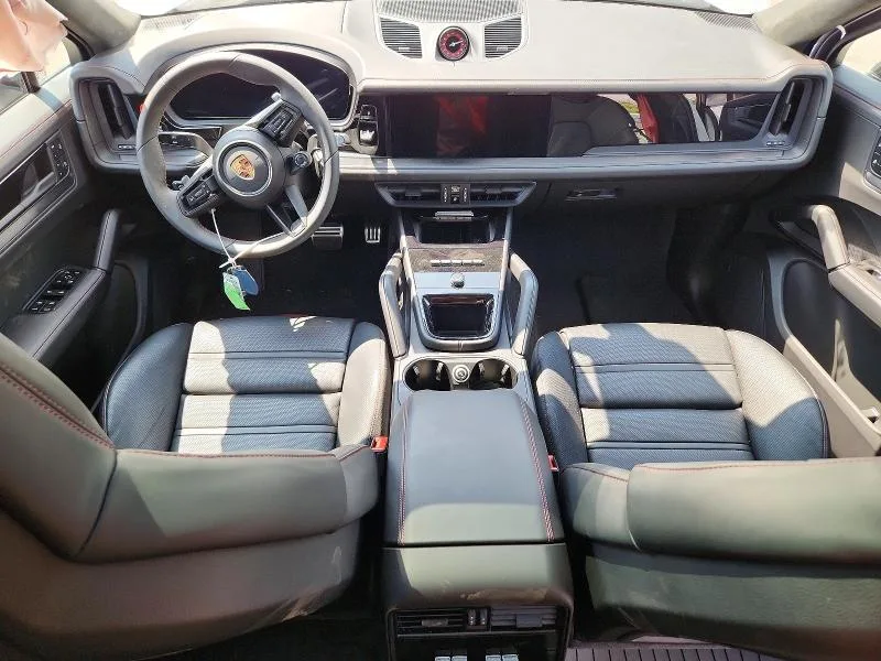 WP1BG2AYXSDA44358 — 2025 PORSCHE CAYENNE photo 8