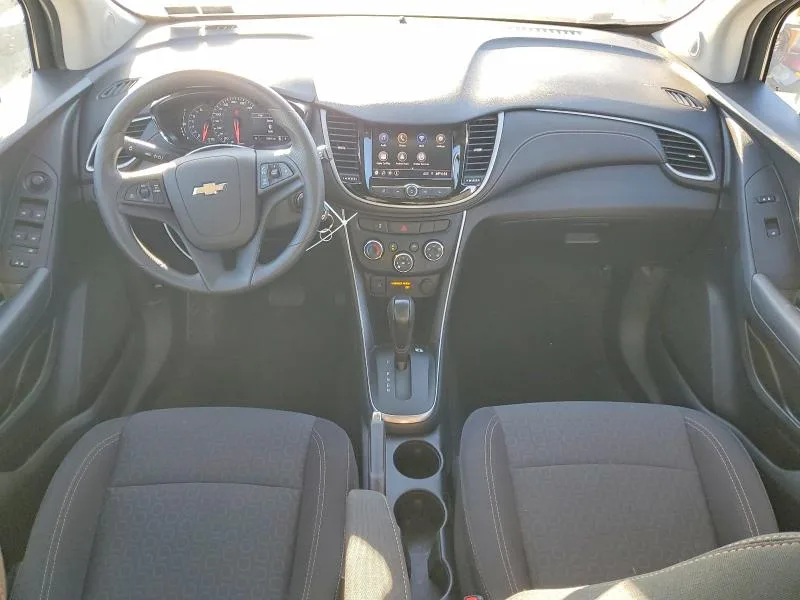 3GNCJKSB6LL129248 — 2020 CHEVROLET TRAX photo 8